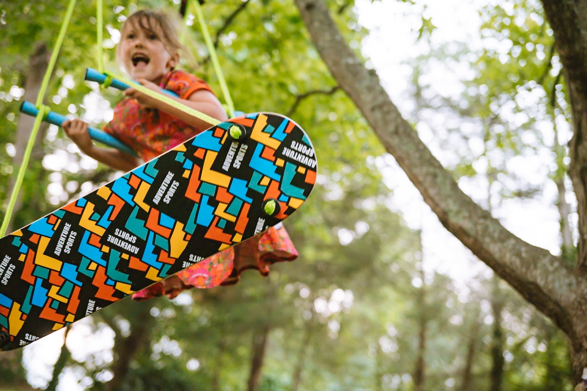 Bijou Adventure Skateboard Swing